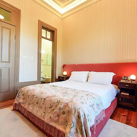 Calista Villa *
